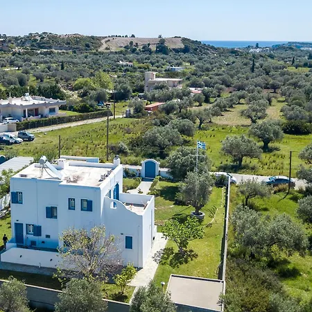 Вилла Traditional Rhodes With Private Garden Julia Колимбия