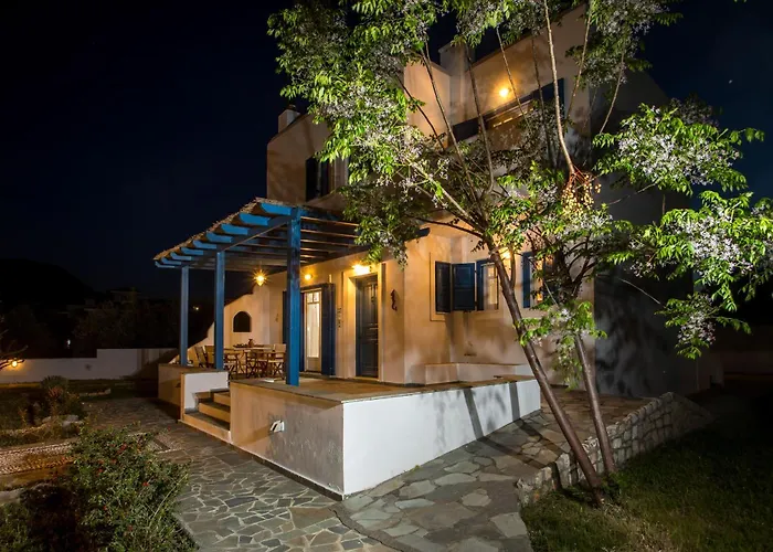 Traditional Greek Island Summer At Julia Κολύμπια